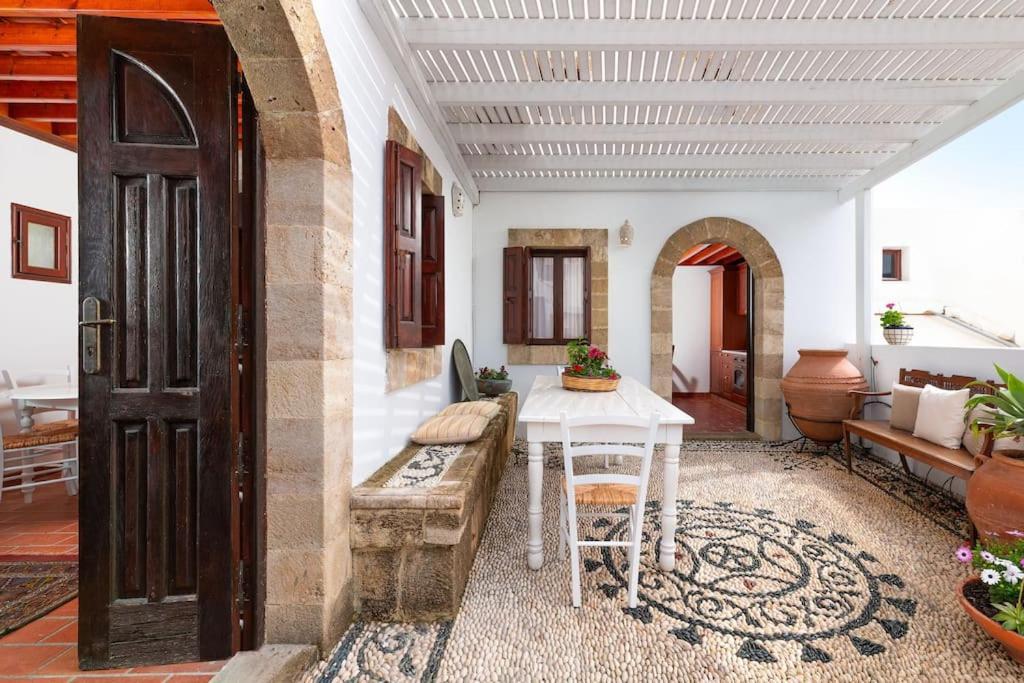 Acropolis Lindos Houseヴィラ エクステリア 写真